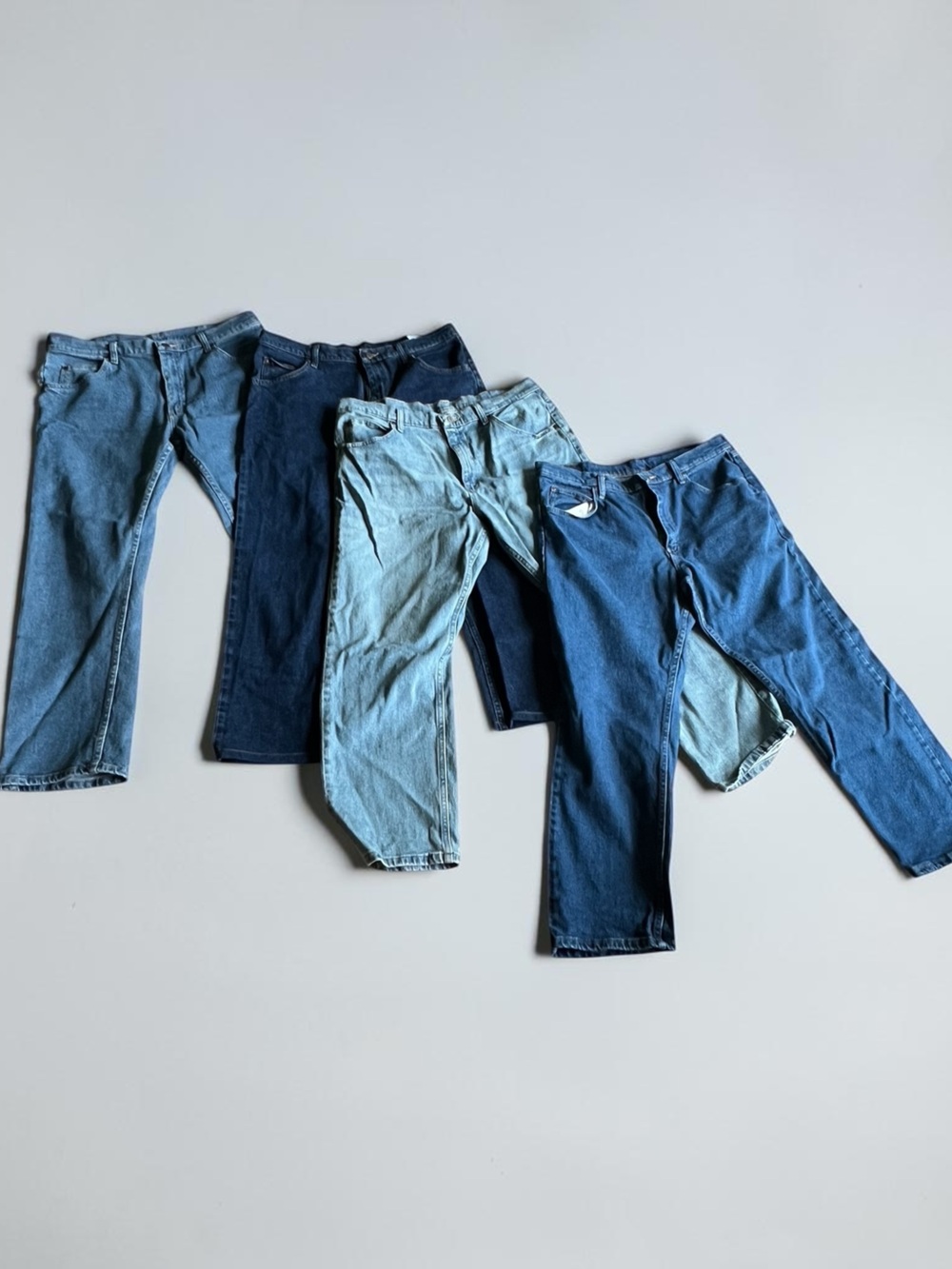 Men’s Wrangler Jeans Bundle 4 Pairs Size 36x29 Blue Denim